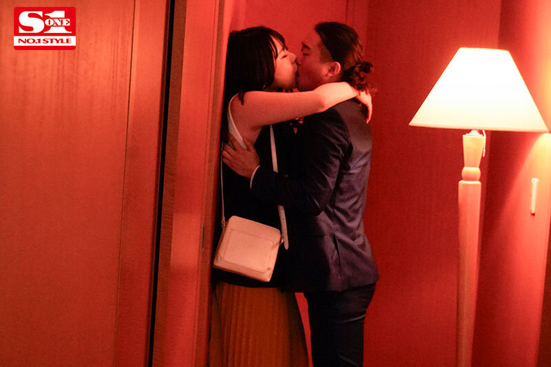 みなと羽琉 タッパもあって圧倒的肉感のKカップ爆乳が交わる体液、濃密セックス！【イメージビデオも出た】